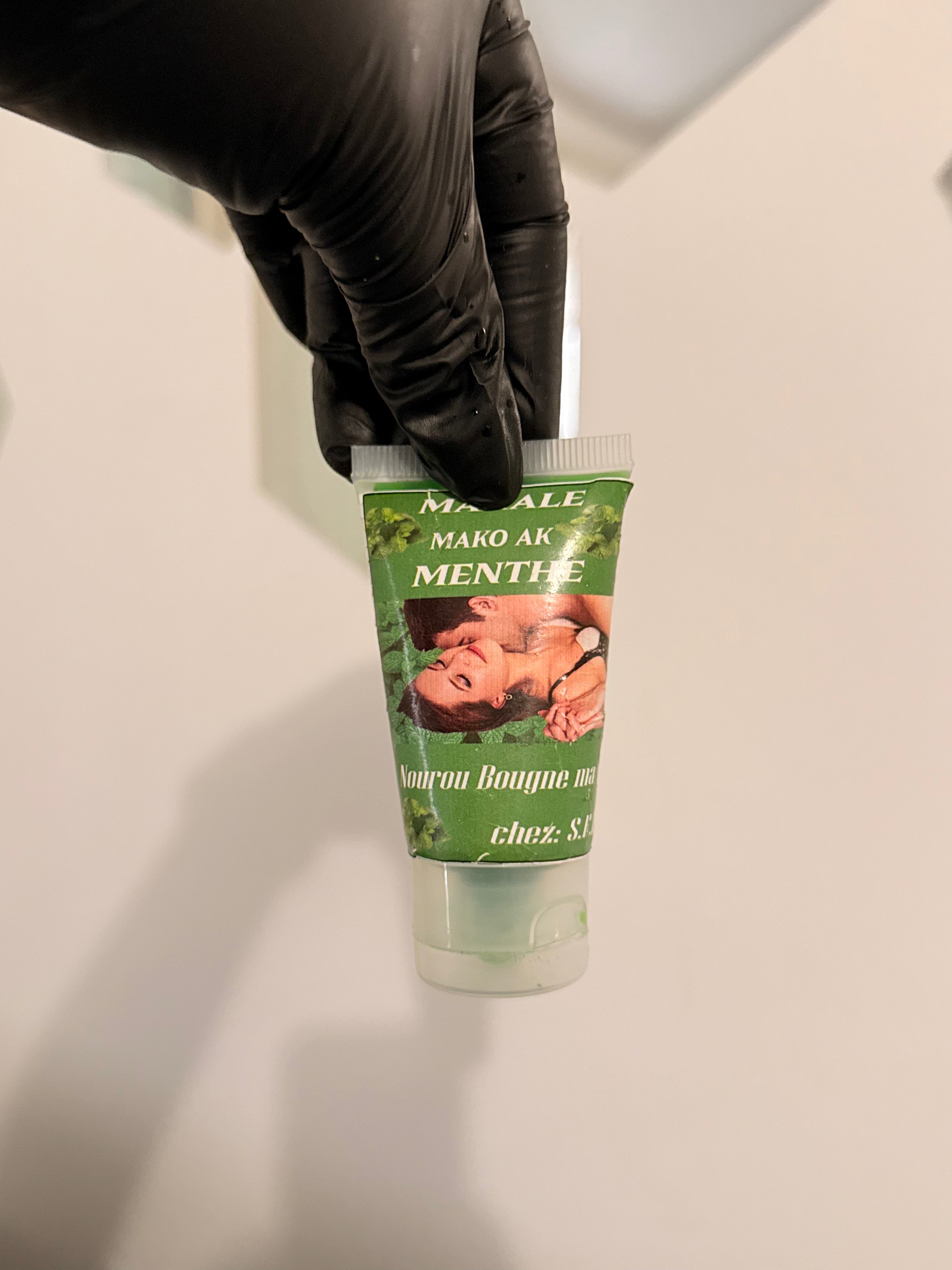 Gel fellation mentholé